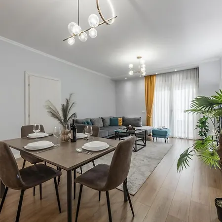 Apartment Luxurious Modern